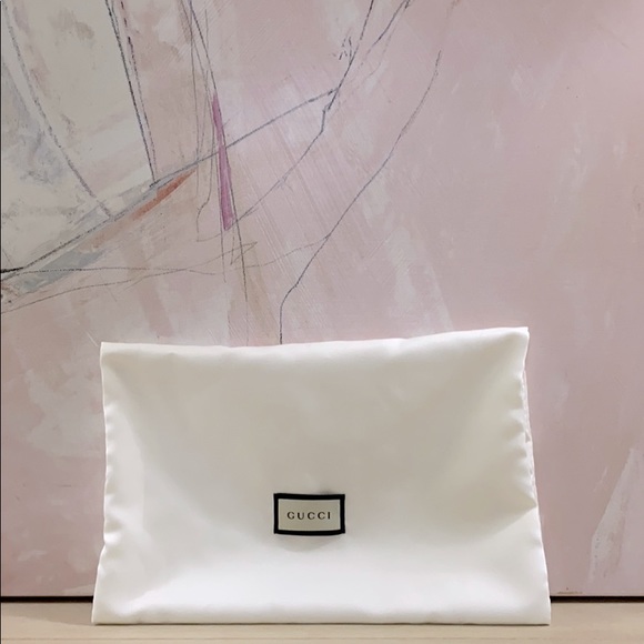 Gucci Handbags - Gucci dust bag